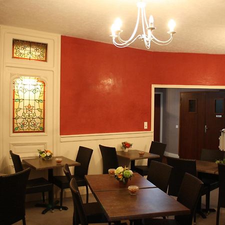 Saint-Céré Hotel Du Touring מראה חיצוני תמונה