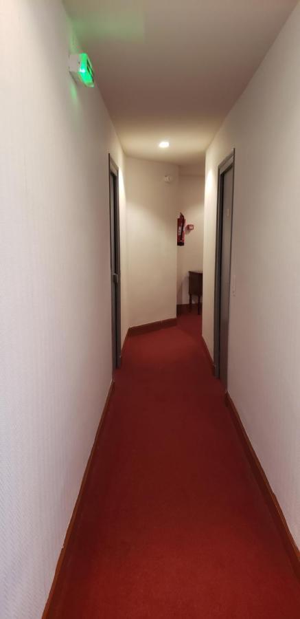 Saint-Céré Hotel Du Touring מראה חיצוני תמונה